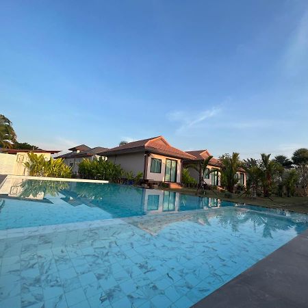 Tinna Resort Ban Nong Mai Ngam Exterior photo