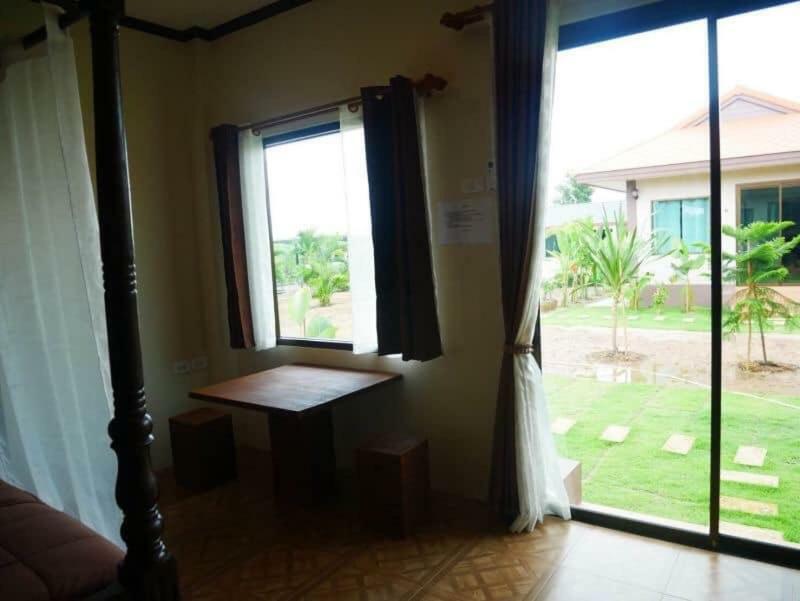 Tinna Resort Ban Nong Mai Ngam Exterior photo